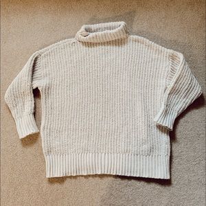 Aerie cream turtleneck sweater